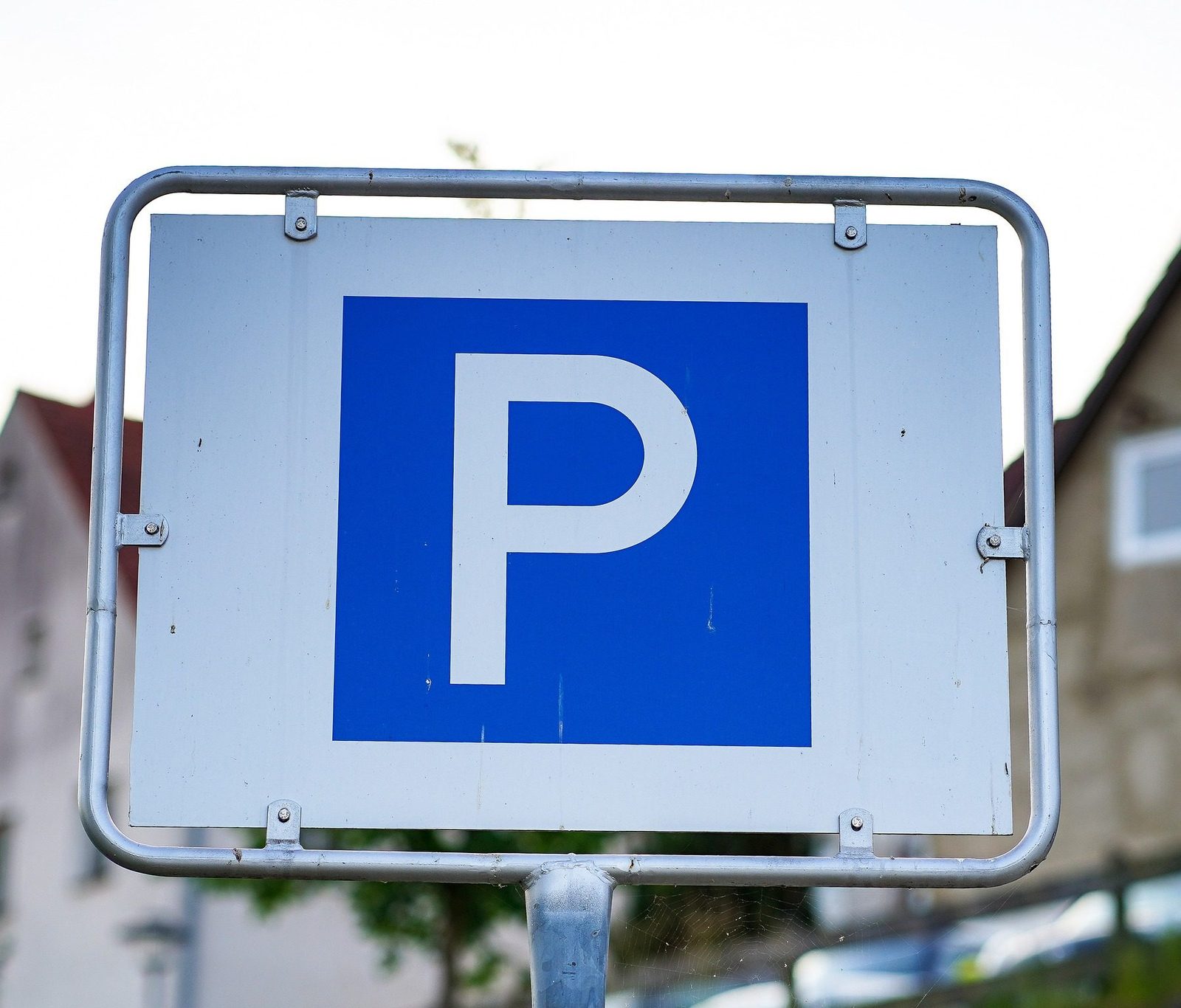 Część parkingu przy ul. Piwnej 13 wyłączona z użytkowania